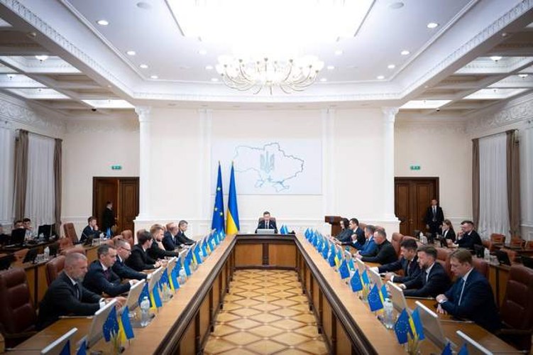 Світлина з телеграм-каналу Сергія Корецького щодо першого засідання нового уряду