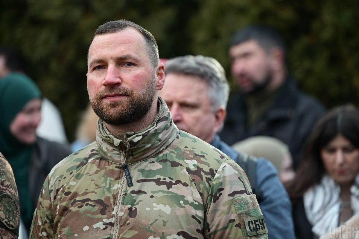 Євгеній Хмара, архівний портрет