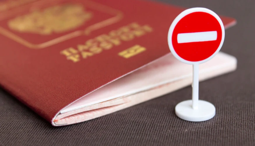 Швеція, Польща й Естонія тиснуть на ЄС щодо віз для росіян