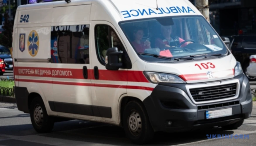 Пошкоджені багатоповерхівки та приватні будинки в Кременчуці після ракетного удару 7 жовтня